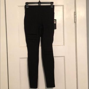 *NWT* Jessica Simpson Black Workout Leggings